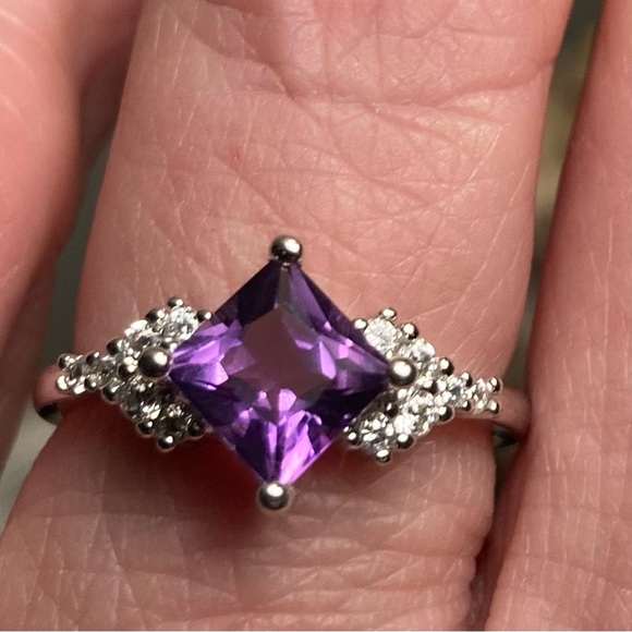 Sterling Purple Amethyst Princess Cut Ring 6 1/4 - Picture 1 of 8